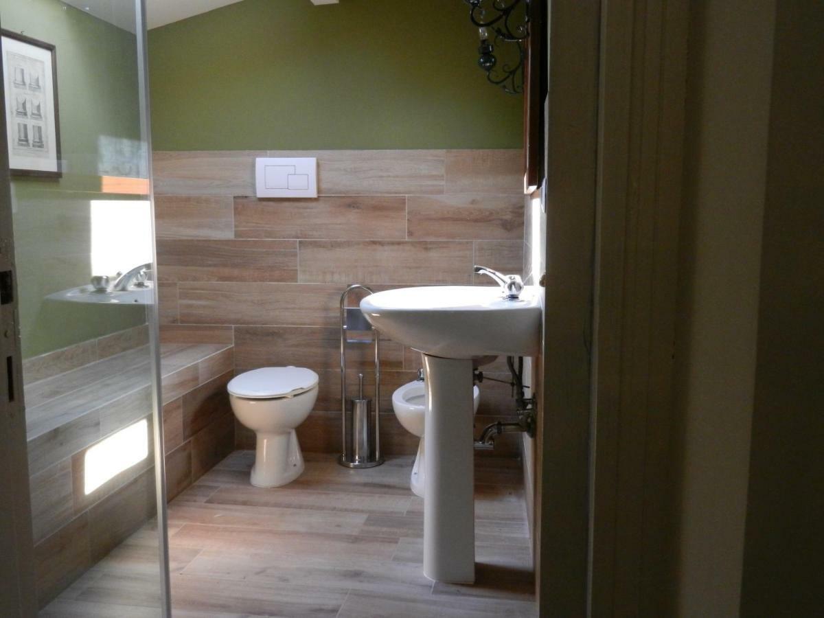 Hotel Pieve Sant'Angelo Campello sul Clitunno Pokój zdjęcie